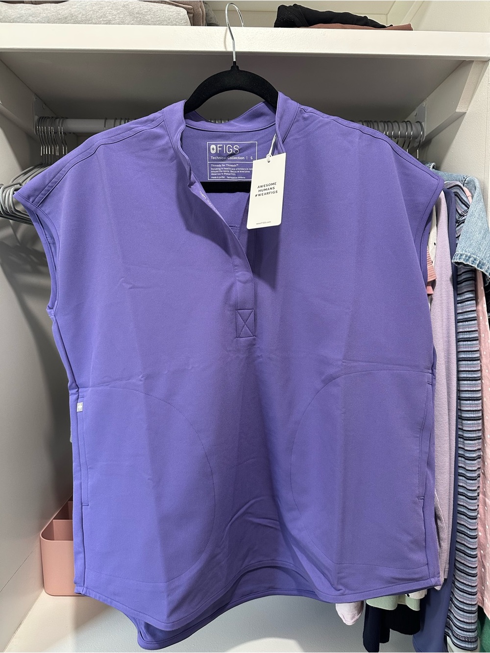 Figs Amethyst Rafaela Scrub Top S